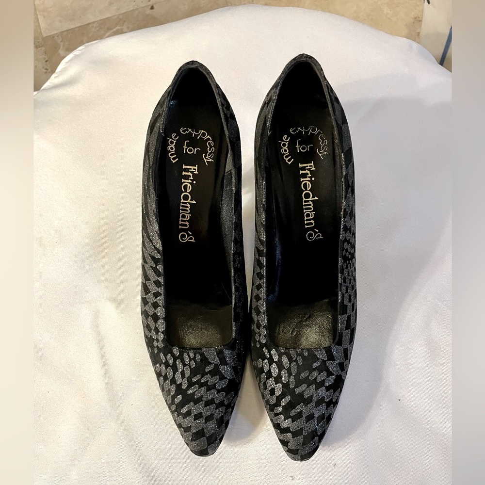 Friedman’s Silver & Black Harlequin Pumps Size 6m  HOST PICK!